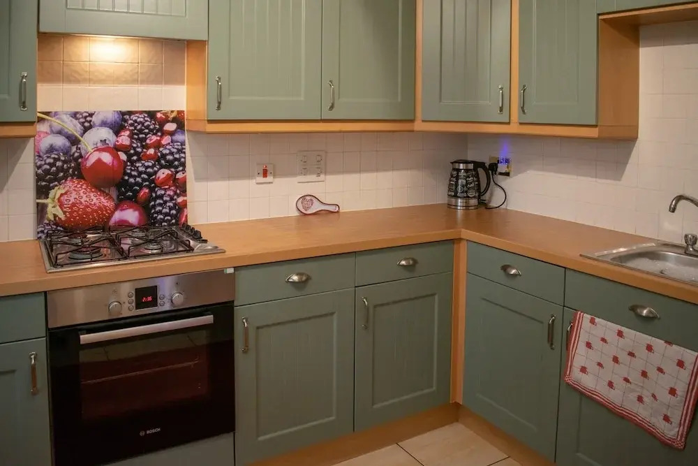 Homely 2 Bedroom Flat in Bonnington