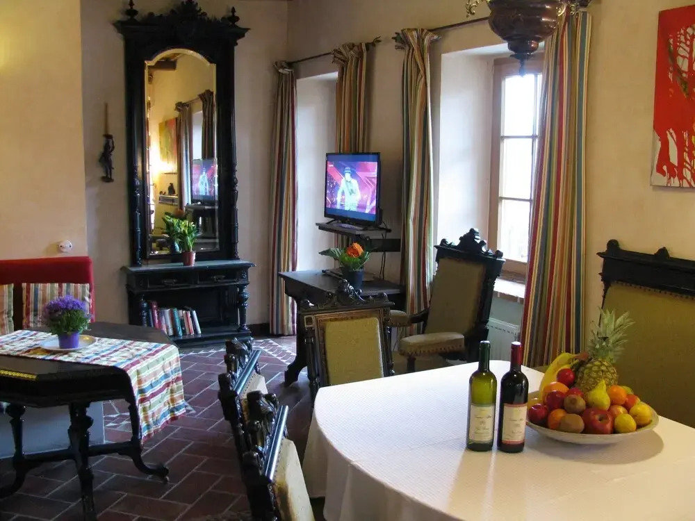 Mansion in Langhe with Pool and Winery Charm