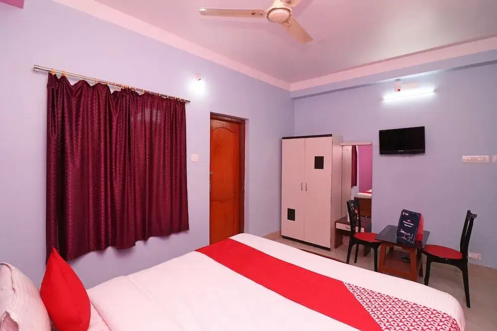 OYO 23151 Hotel Abani
