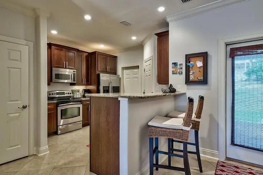 LIVIN THE DREAM 4 Bedroom Holiday Home by Five Star Properties