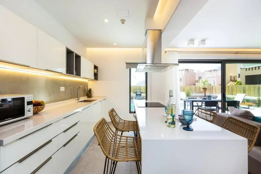 Villa Daphne-Naiades/ 2 bedrooms,luxury,beachfront