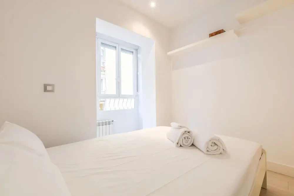 Room to Rent Bernabeu Spacious Apartment