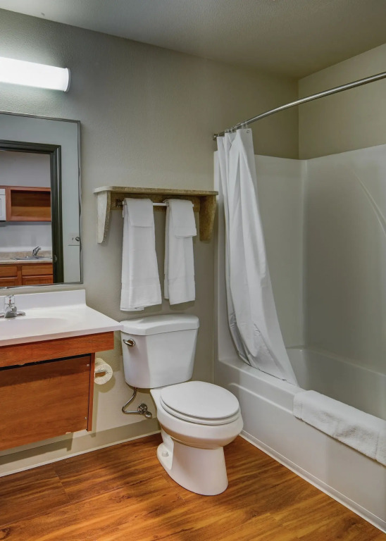 WoodSpring Suites Columbus NE I-270 Airport