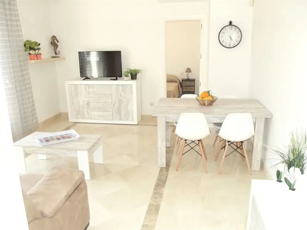 Apartment With 2 Bedrooms in Cala de Mijas, With Pool Access and Wifi