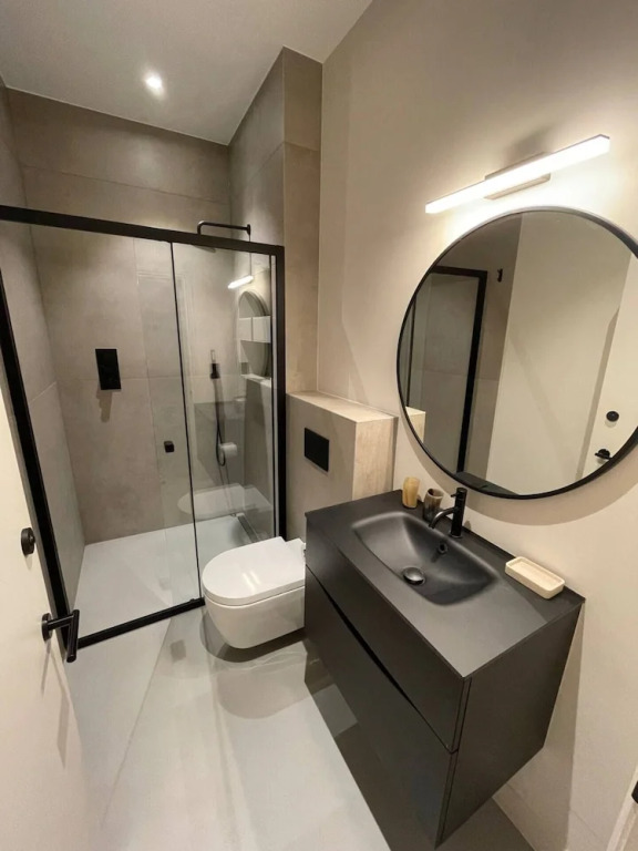Sleek & Central 1BD Flat - Battersea Park
