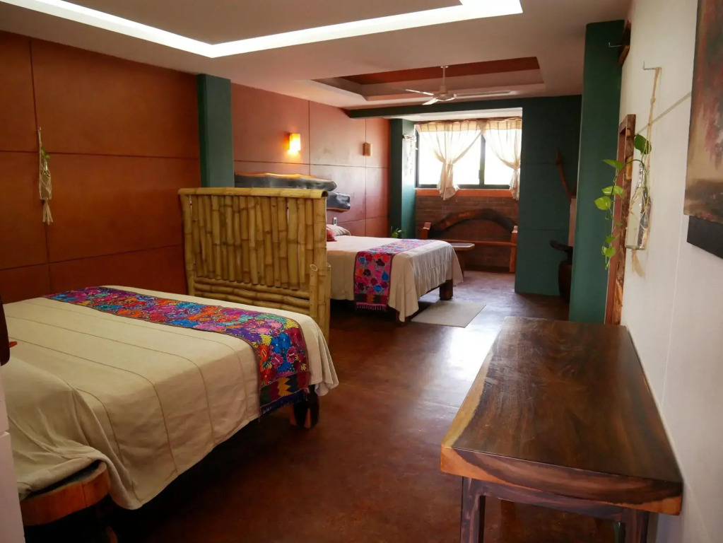 Madre Tierra Hotel & Coworking