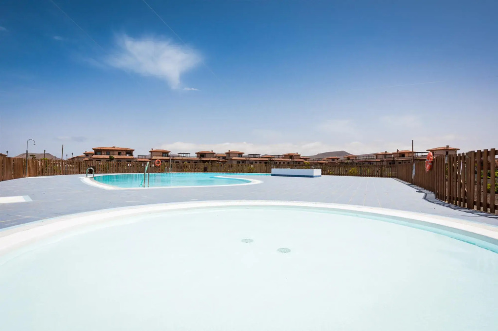 Home2Book Charming Casa Tara
