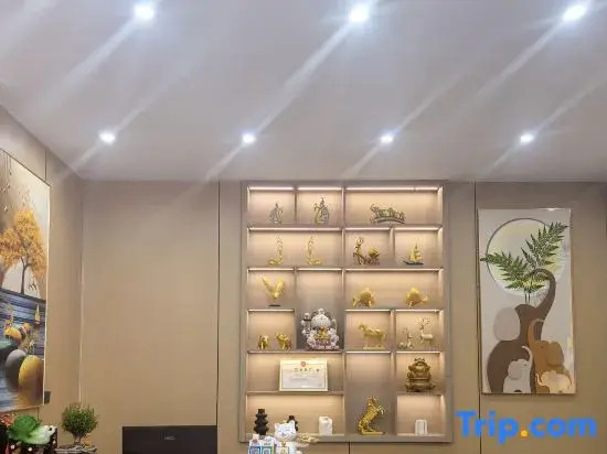 Muyi Mountain Residence Smart Hotel (Siguniang Mountain Style Street)