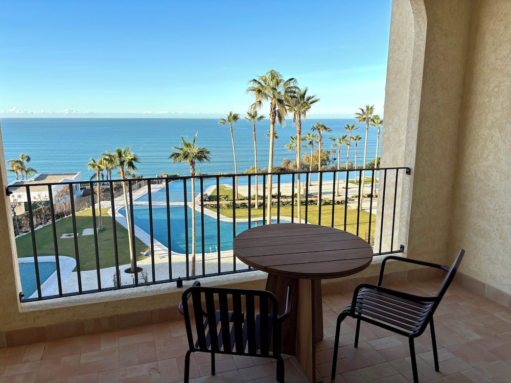 Hotel Punta Bermeja Premium