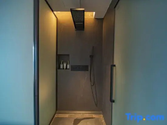 Xunyou · Hidden Luxury Homestay (Dongjianghu Scenic Area Store)