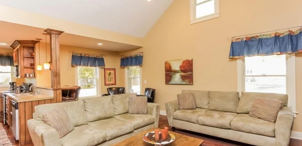 Nightingale - Two Bedroom Apartment, Sleeps 4