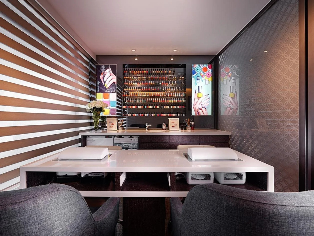 Humble House Taipei, Curio Collection by Hilton