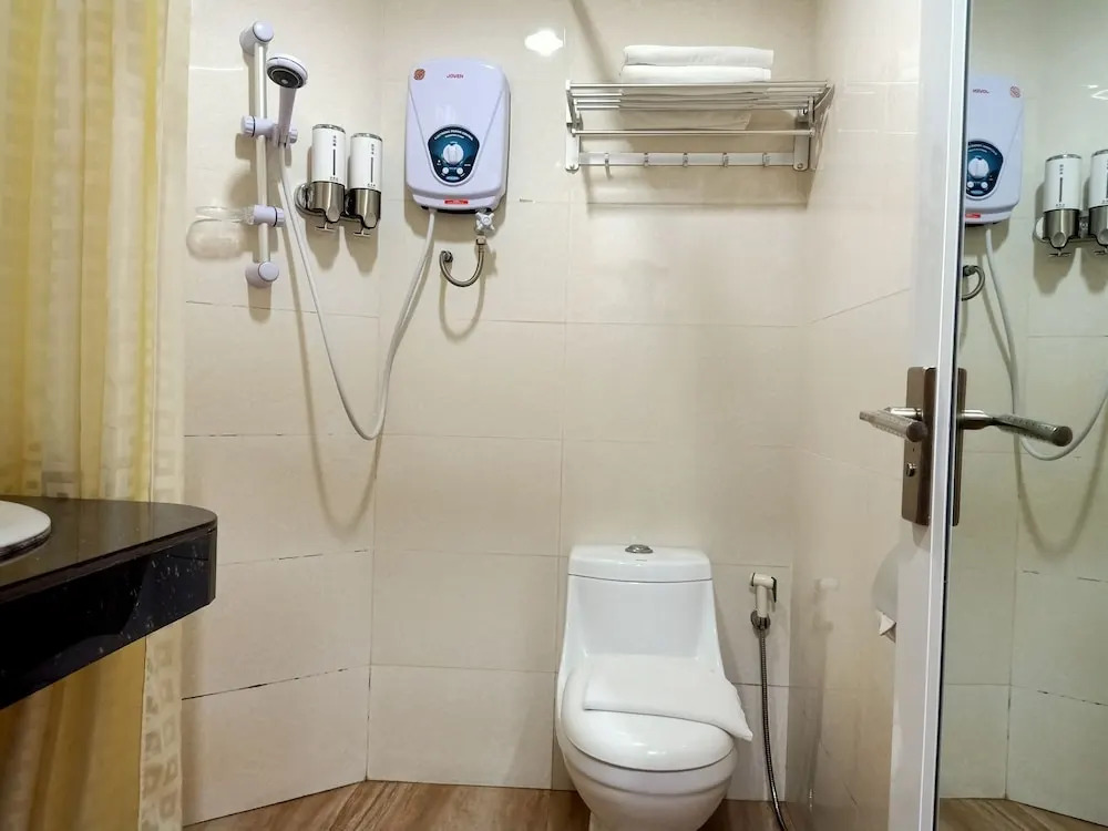 Borneo Suites Hotel