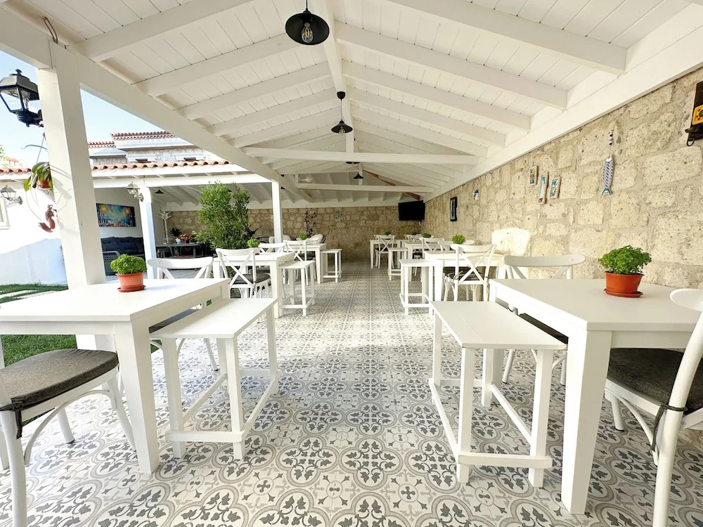 Müzeyyen Hanım Konağı Alaçatı