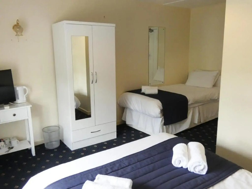 The Riverside Hotel