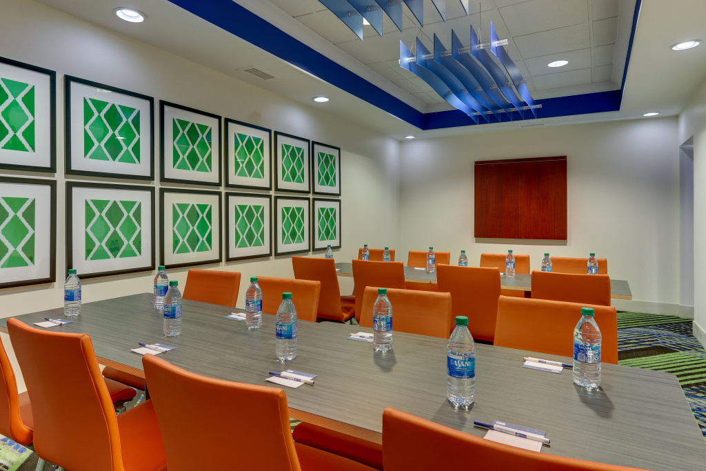 Holiday Inn Express Hotel & Suites Dayton-Centerville by IHG
