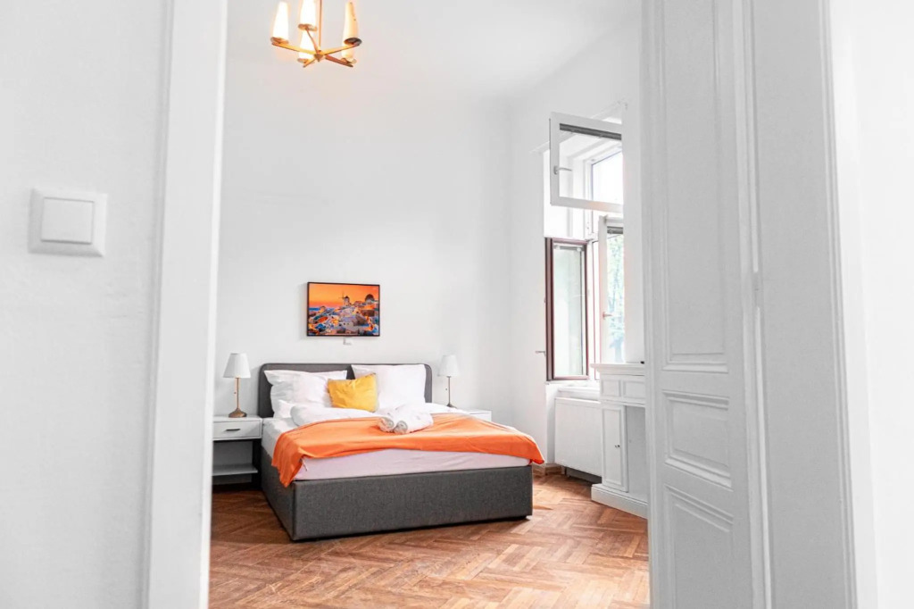 Attractive 2 BR Apt. near Vienna AKH Ideal for All