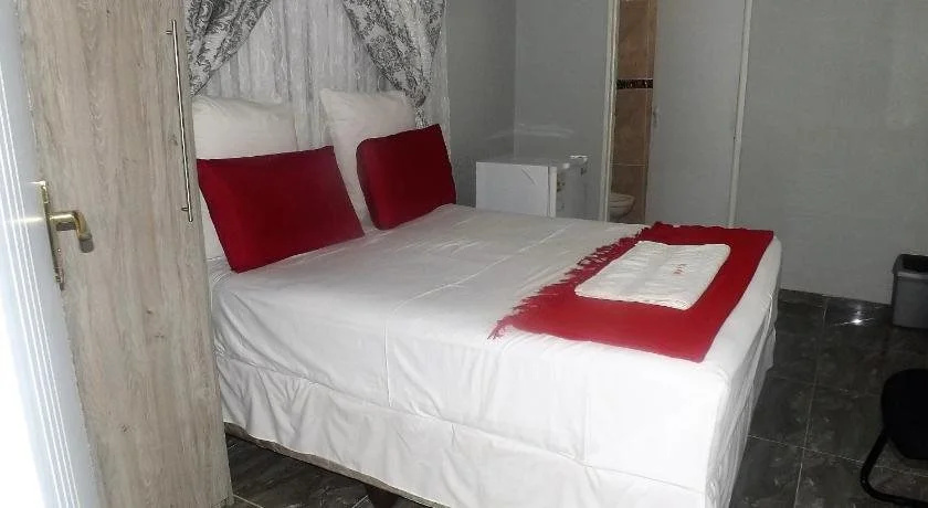 Zurich garden lodge benoni