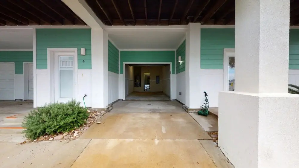 Port-a Vida 3 Bedroom Condo