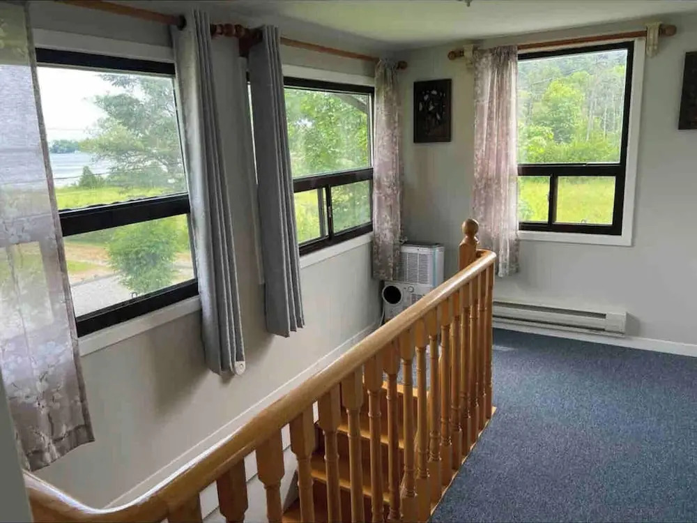 5 Bedroom Cottage at Rice Lake!
