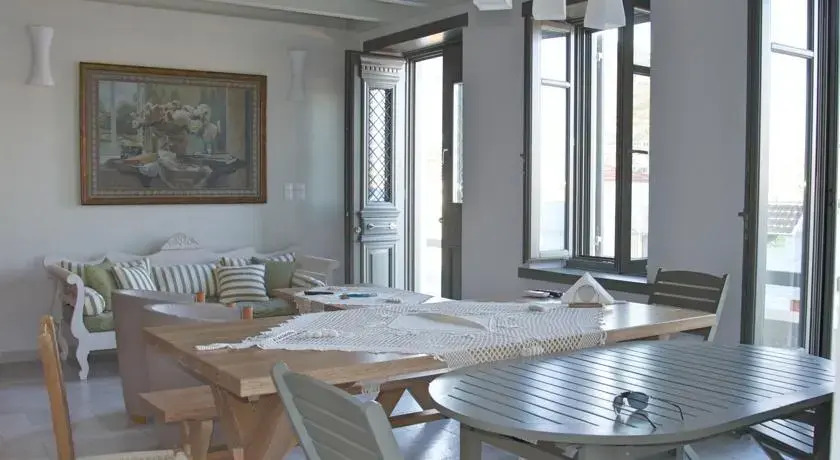 Orama House