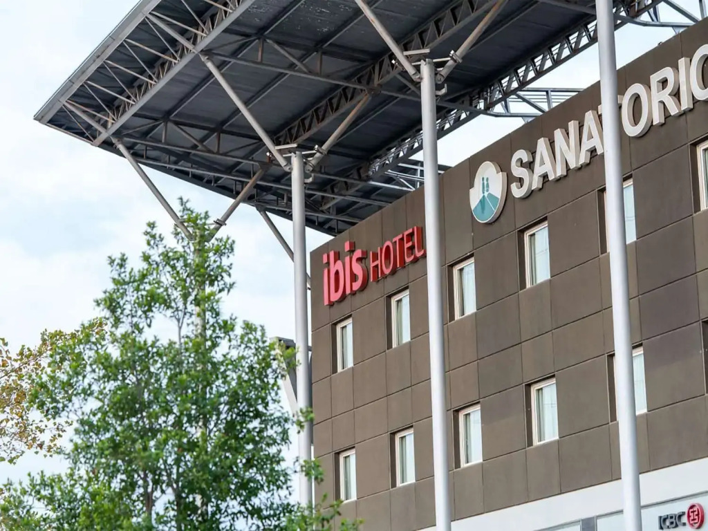 ibis Pilar