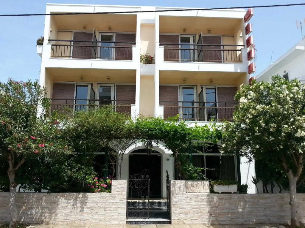 Karis Hotel