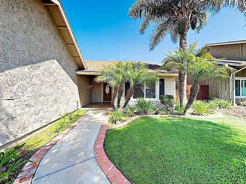 1160 Oxnard - 4 Br Home