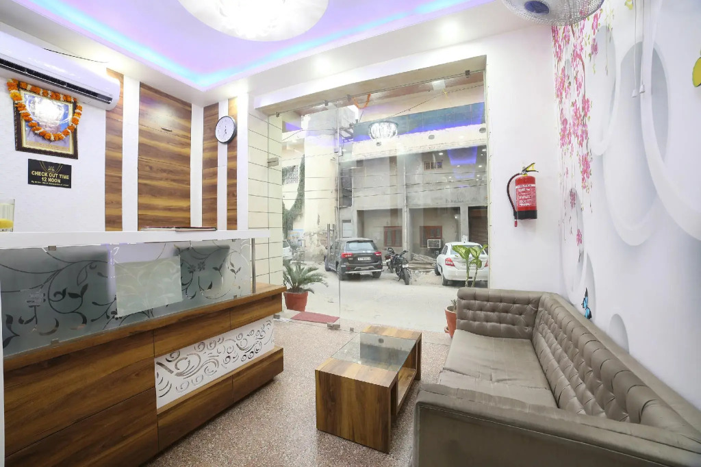 Oyo 24220 Hotel Jai Ambay International