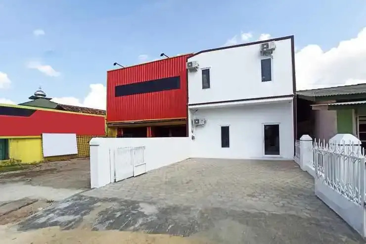 OYO 3695 33 Avenue