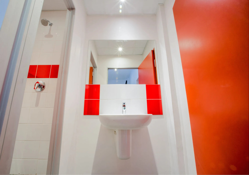 91 Loop Boutique Hostel