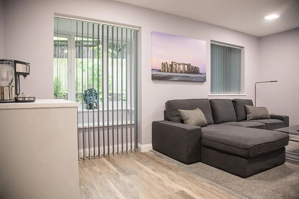 The Annexe @ Elmbank - Adults Only