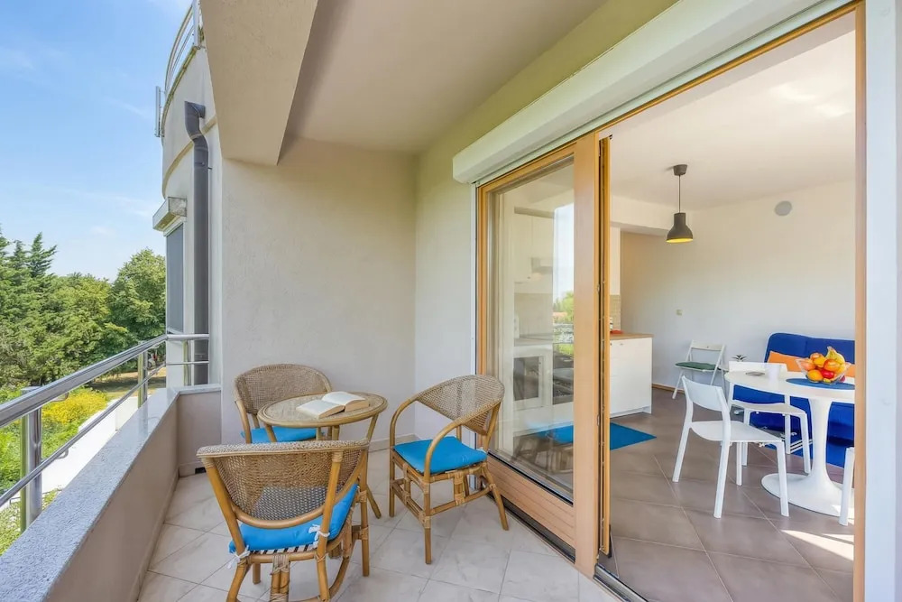 Apartment Good Life