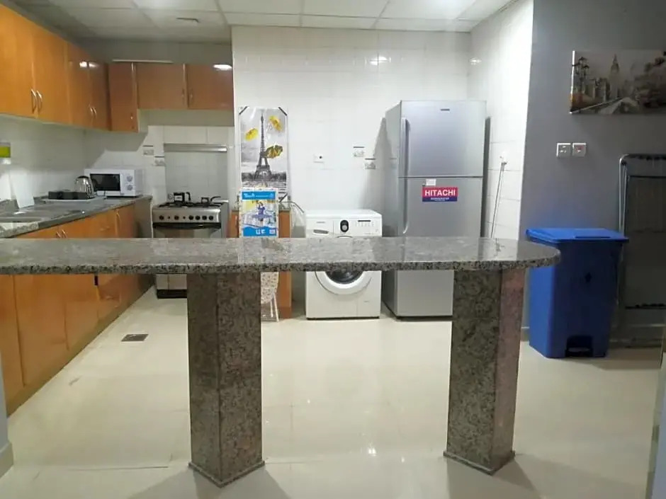 AlBarsha 1 Hostel by PHM