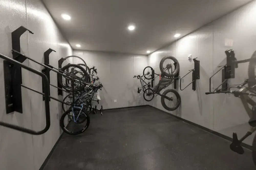 Downtown Flat 2 Bedroom Condo