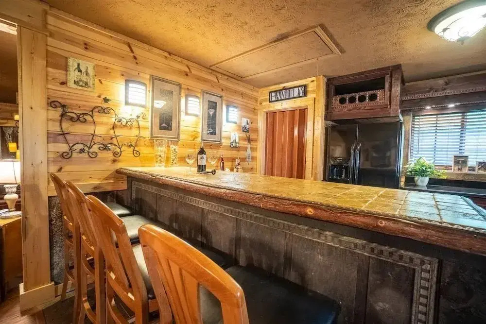 Nacoochee Valley Lodge