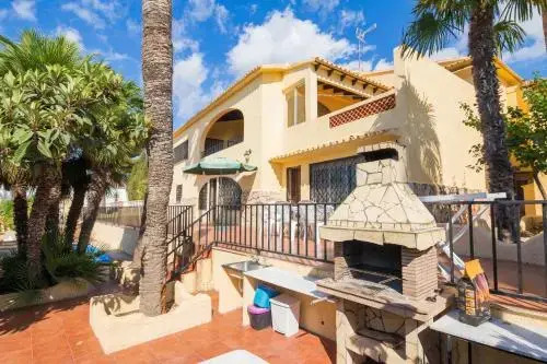 Abahana Villas Manuela