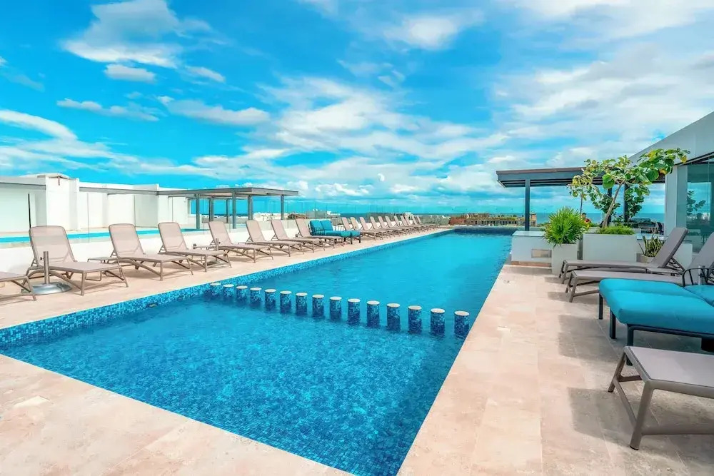 2 BR Condo - Rooftop Pool At Ipanema 504