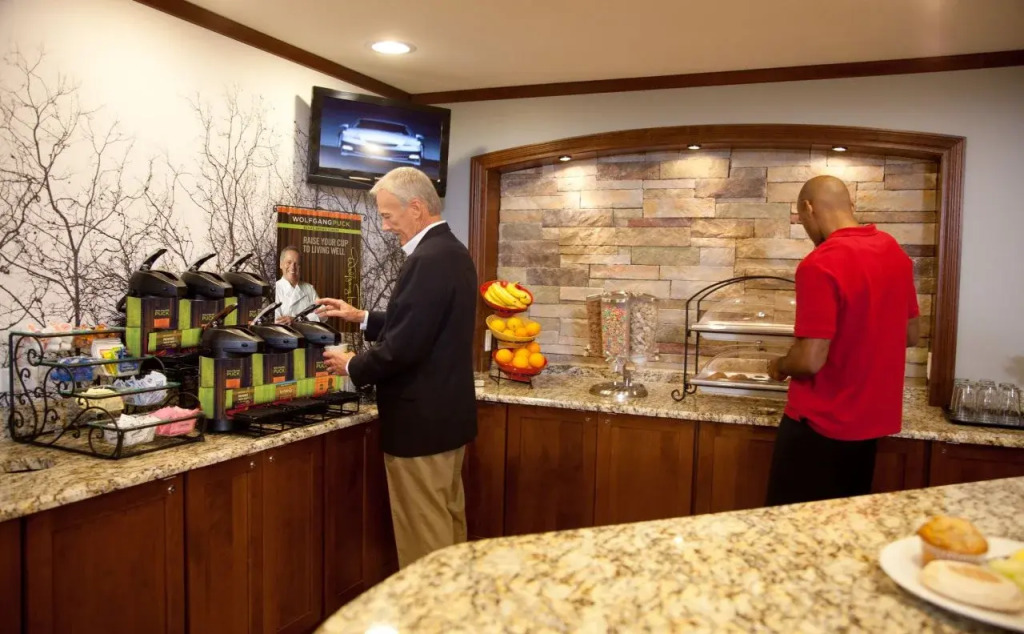 Staybridge Suites Eau Claire - Altoona by IHG