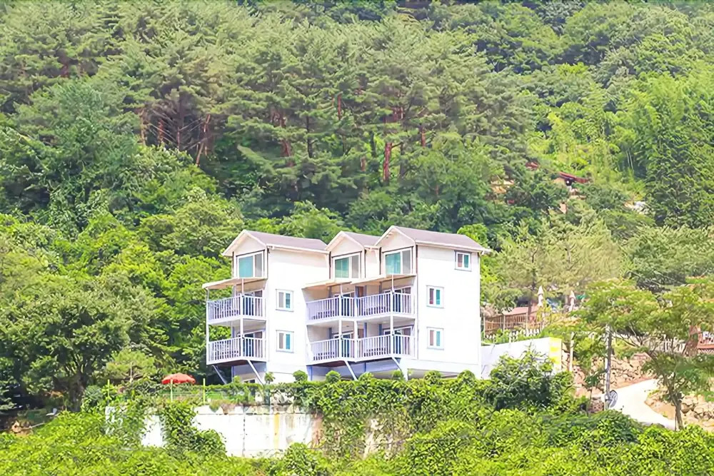 Yangsan Bene Maru Pension