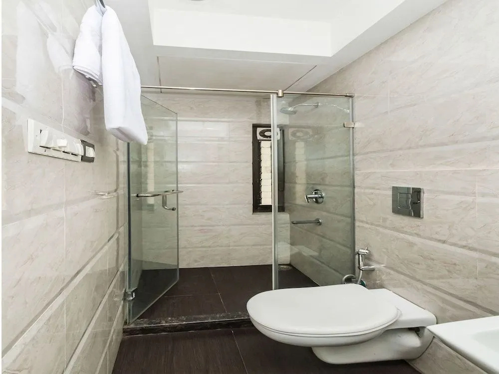 OYO 10921 Stay INN