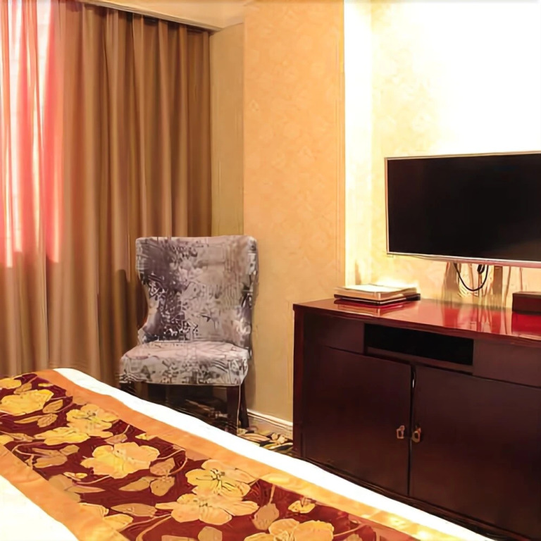 Emerald Hotel