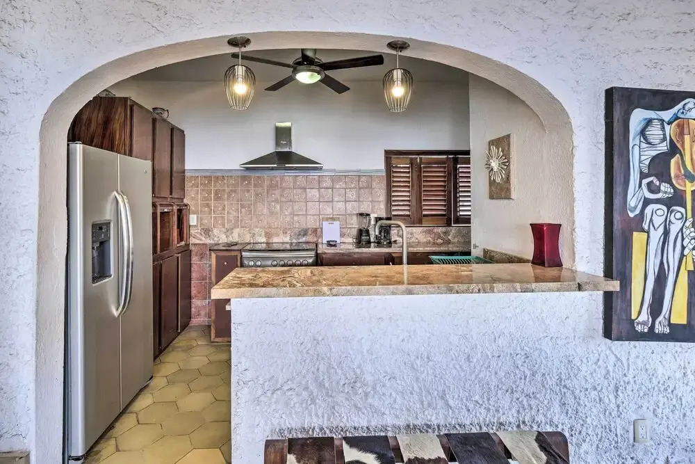 Mid-Century Modern Condo w/ Patio & Ocean Views