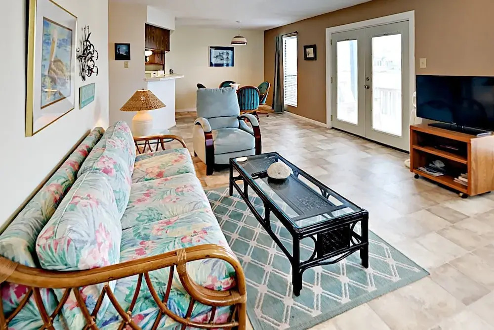 Fortuna Bay #4 - One Bedroom Condo