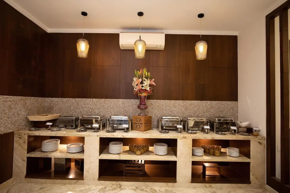 Tripli Hotels Shourya Residency