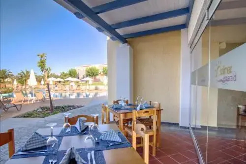 Aparthotel 4 Stars Adelianos Kampos