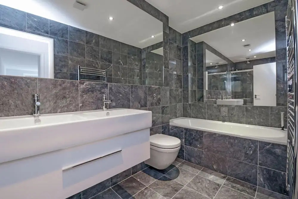 Stylish Two Bedroom Flat BCA