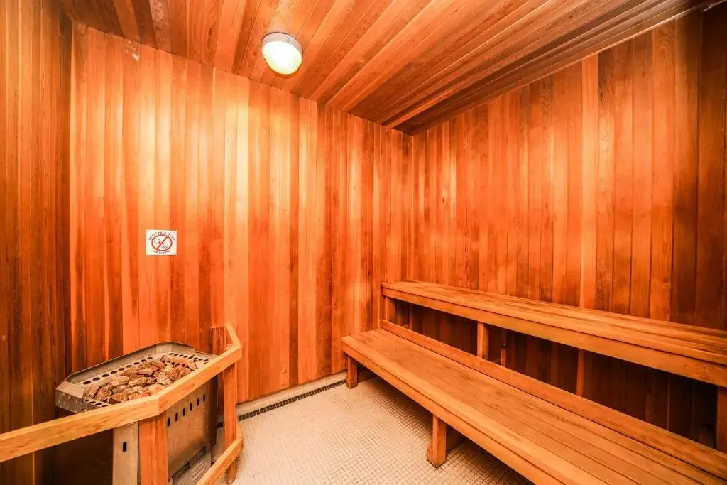 PlanURstay - Amazing 2BR & 2BTH - Near Square One Mall