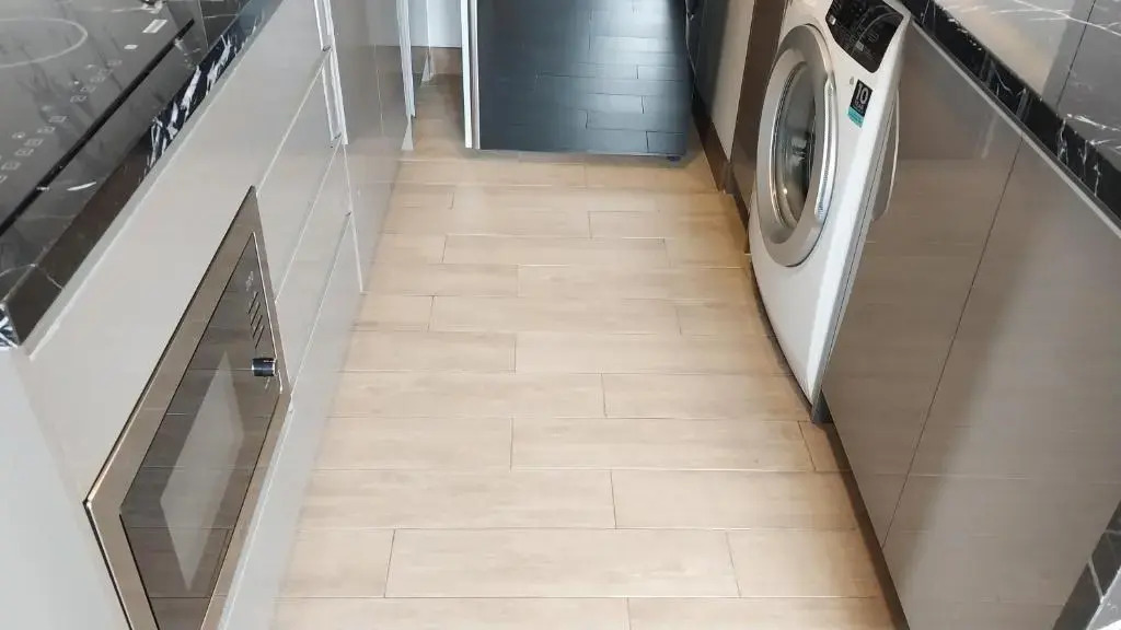 Luxury Apartment Queen Sirikit Asok Termianl 21