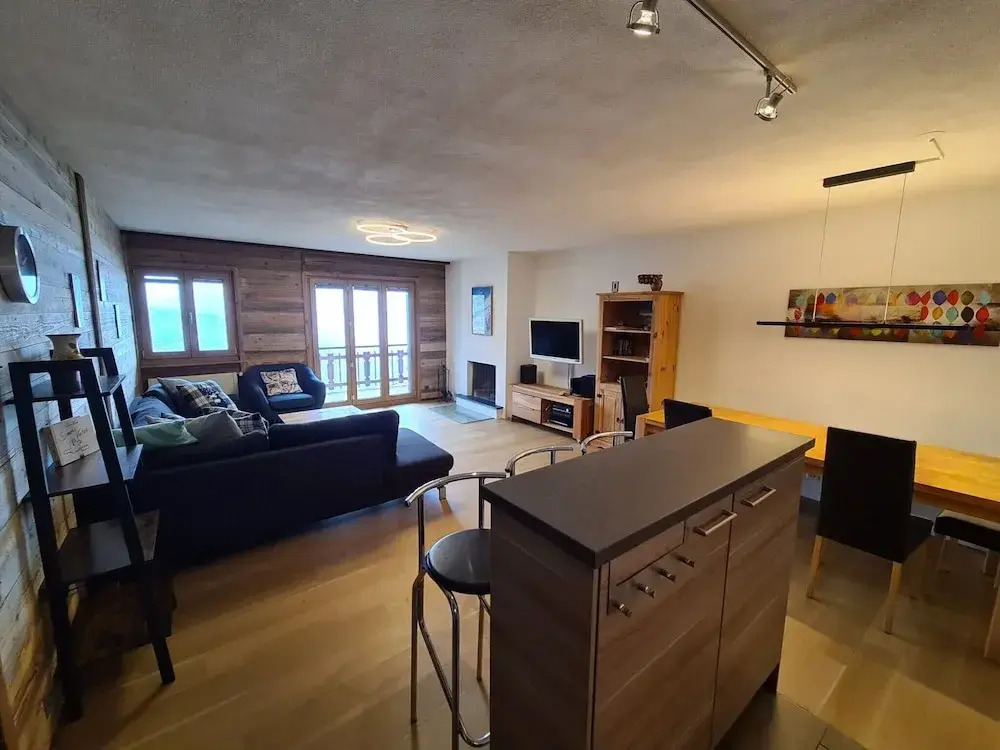 Mountain Apartment With Parking